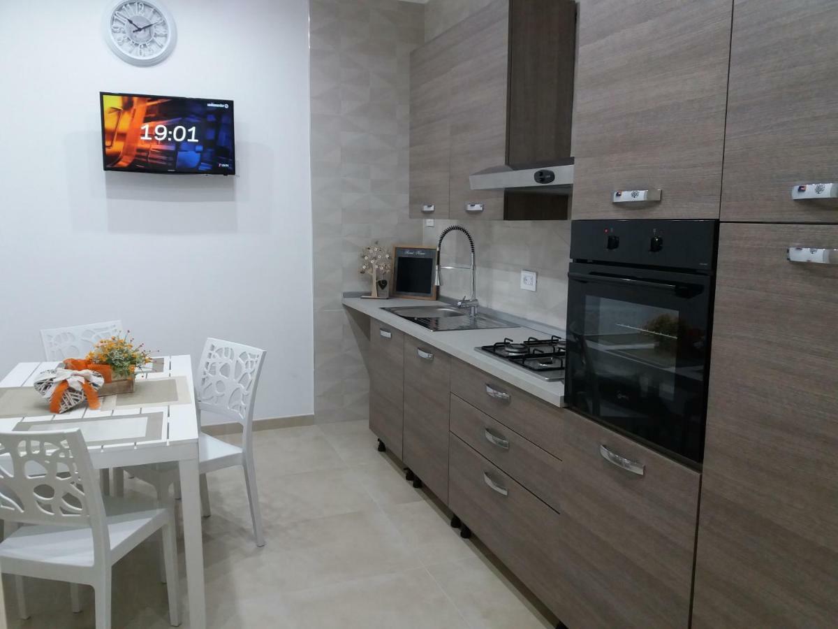 La Dimora Di Vituccio B&B อาเวตรานา ภายนอก รูปภาพ