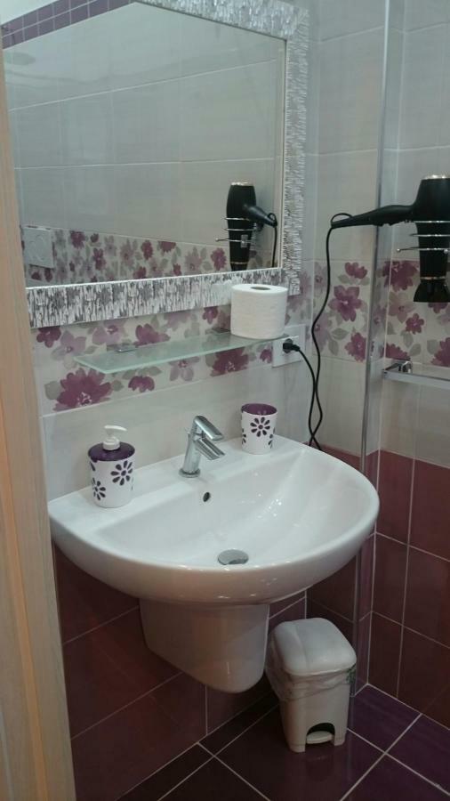La Dimora Di Vituccio B&B อาเวตรานา ภายนอก รูปภาพ