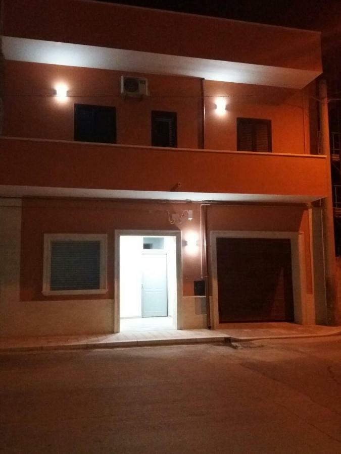 La Dimora Di Vituccio B&B อาเวตรานา ภายนอก รูปภาพ