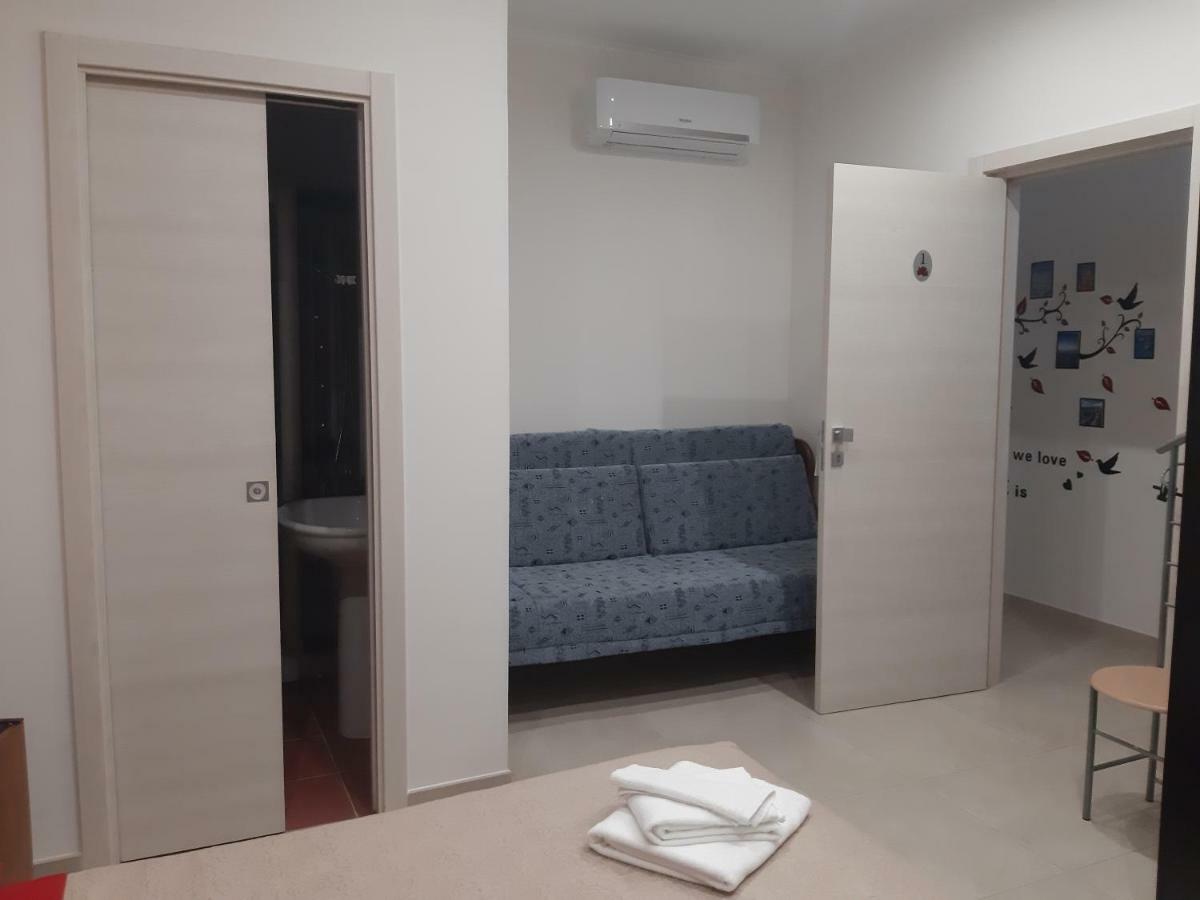 La Dimora Di Vituccio B&B อาเวตรานา ภายนอก รูปภาพ